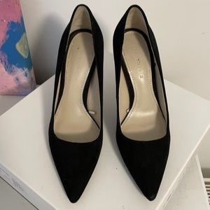 Black suede Zara heels